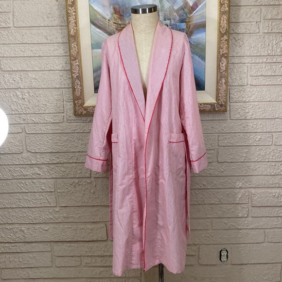Austin Manor Vintage Men’s SeerSucker Lounging Robe - Picture 6 of 13